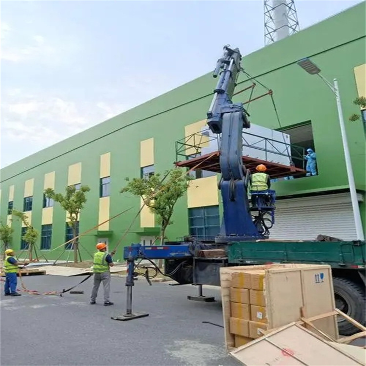 右江大件吊装上楼